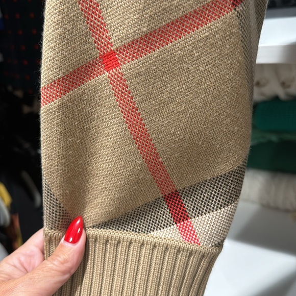 burberry cardigan - Picture 5 of 6